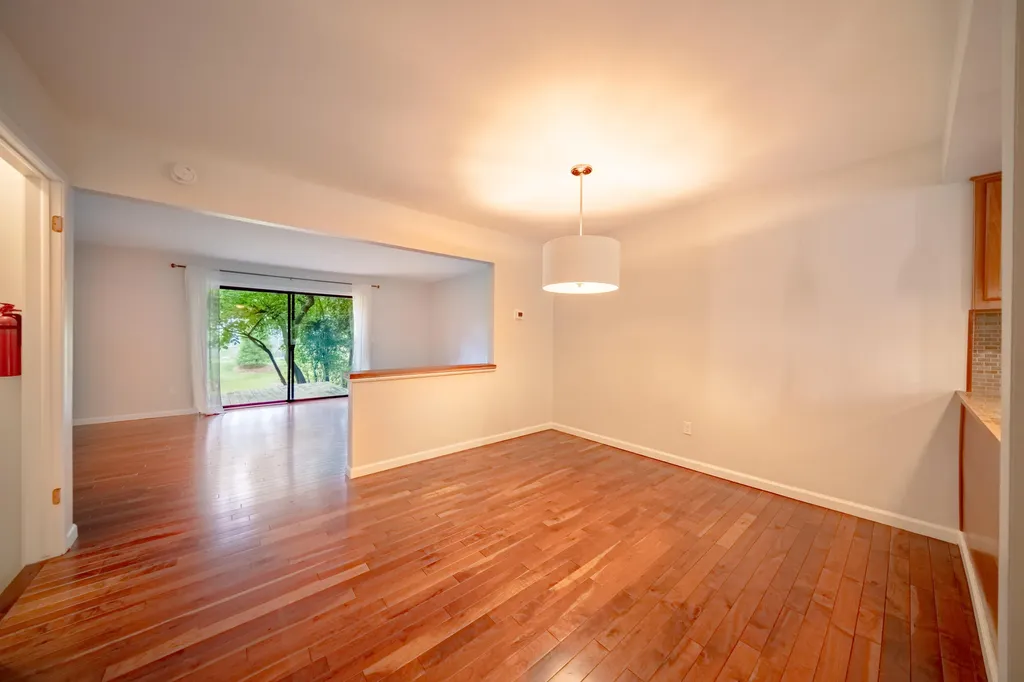 672 Greenhills Drive Ann Arbor City MI 48105