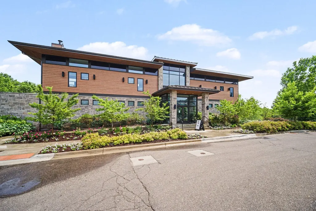 2872 Hardwick Road Ann Arbor City MI 48105