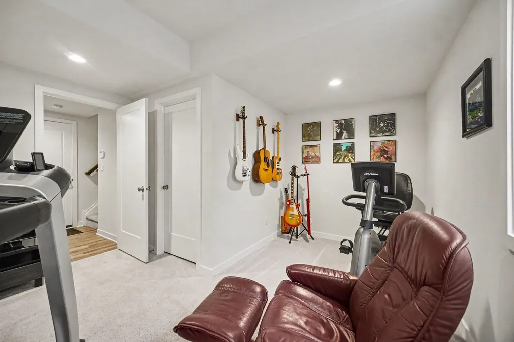2872 Hardwick Road Ann Arbor City MI 48105