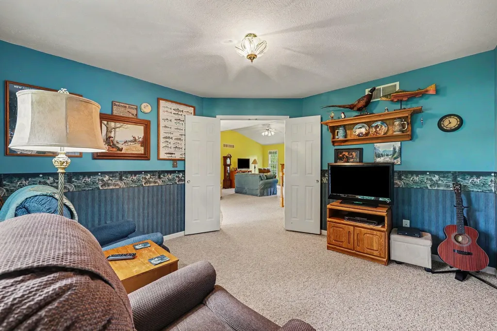7880 Greenwood Road Leoni Township MI 49201