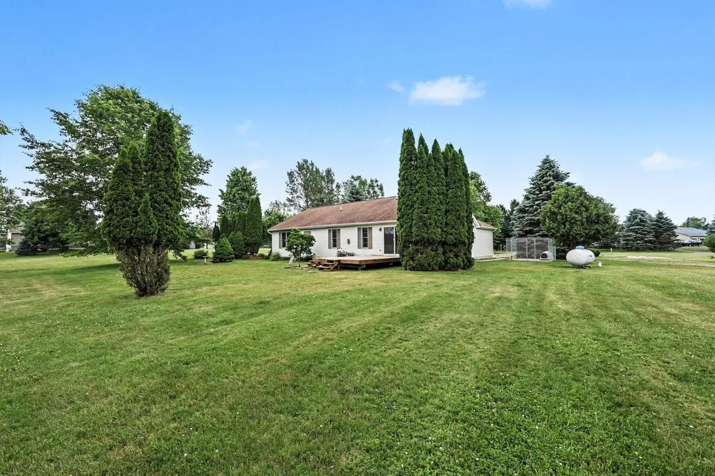 7880 Greenwood Road Leoni Township MI 49201