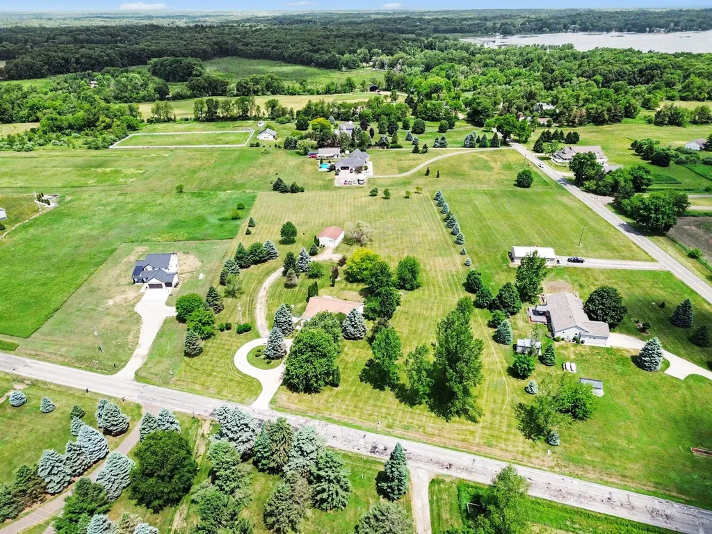 7880 Greenwood Road Leoni Township MI 49201