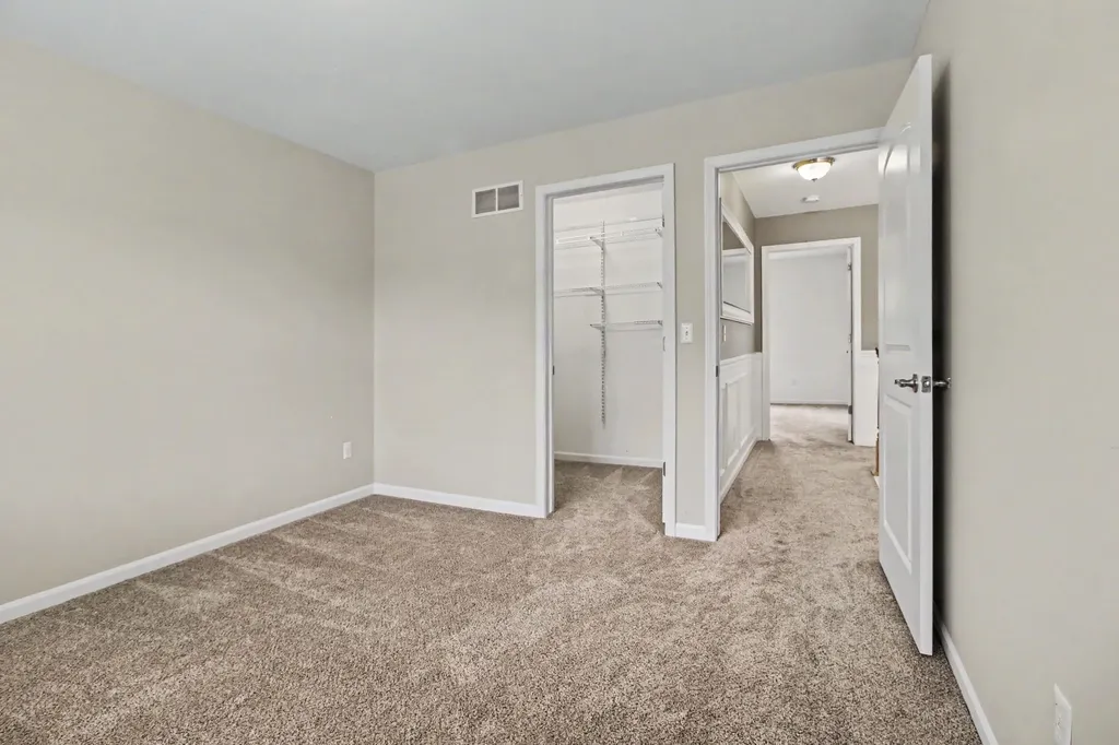 419 Amelia Circle South Lyon City MI 48178