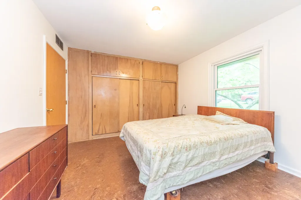 1877 Arlington Boulevard Ann Arbor City MI 48104