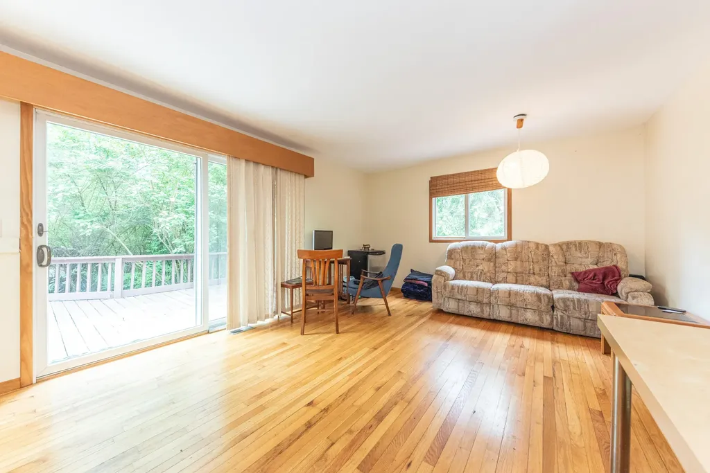 1877 Arlington Boulevard Ann Arbor City MI 48104