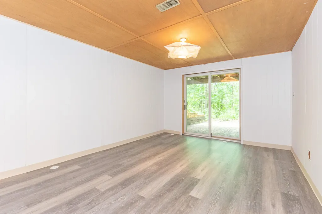 1877 Arlington Boulevard Ann Arbor City MI 48104