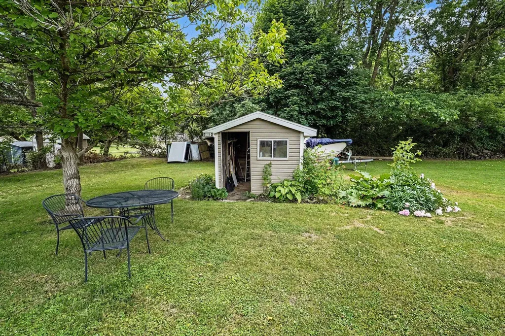 3472 Esson Drive Grand Blanc Charter Township MI 48439