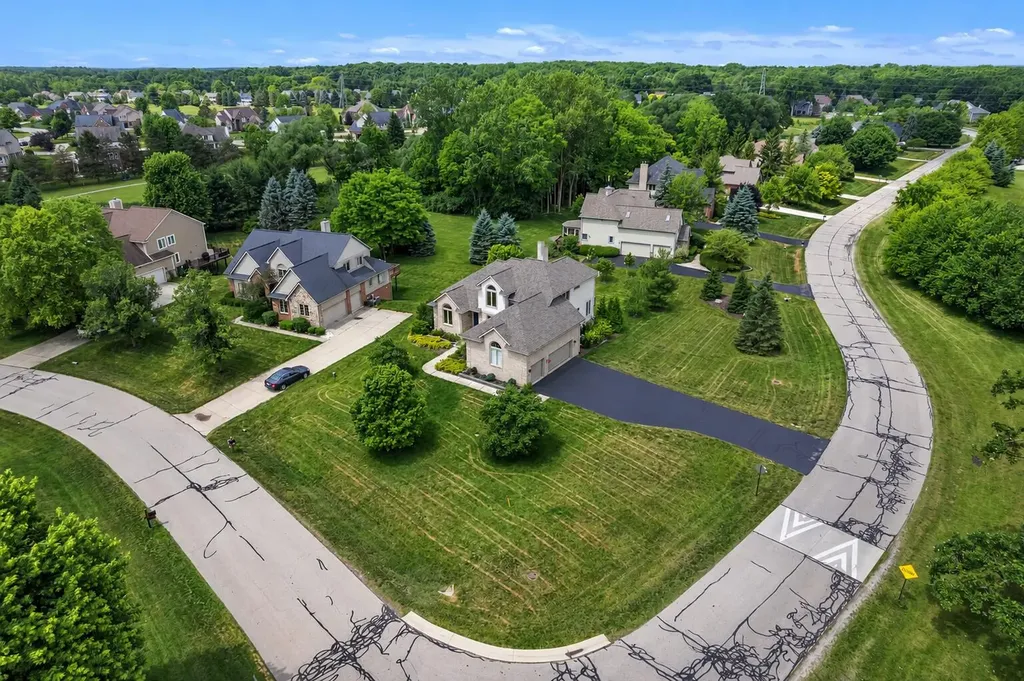 5049 Birdie Lane Scio Township MI 48103