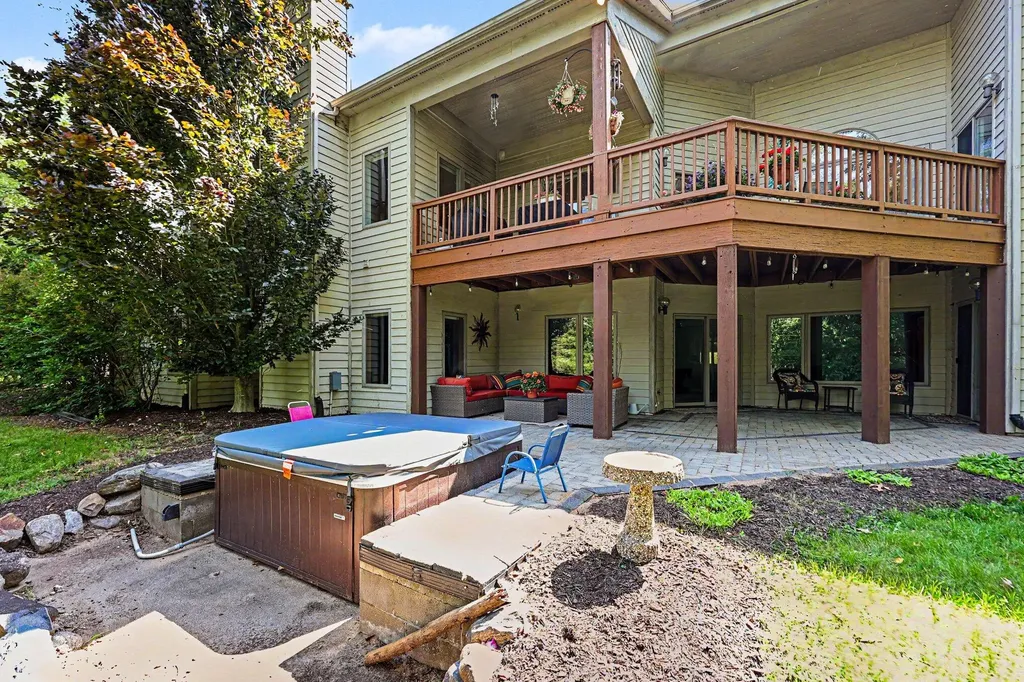 888 Ridge Road Sylvan Township MI 48118