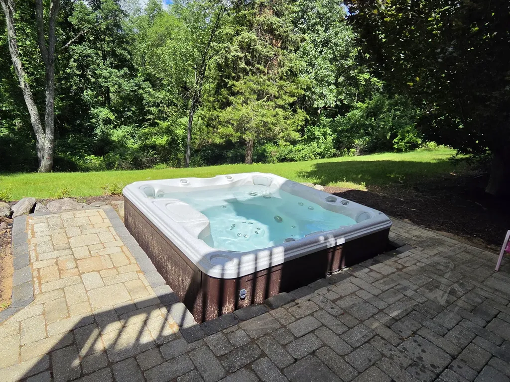 888 Ridge Road Sylvan Township MI 48118
