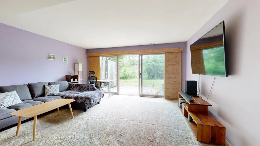 718 Peninsula Court Ann Arbor City MI 48105