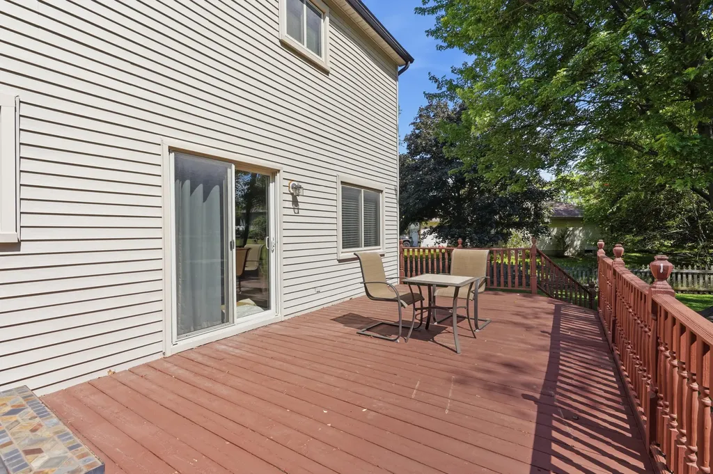 1215 Lori Lane Fenton City MI 48430