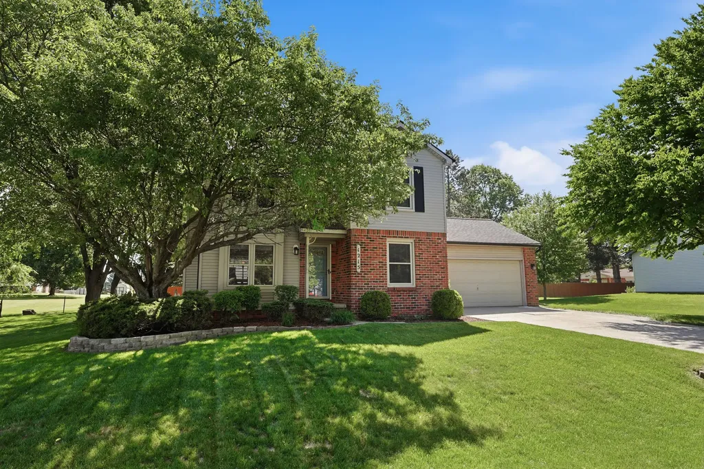 1215 Lori Lane Fenton City MI 48430