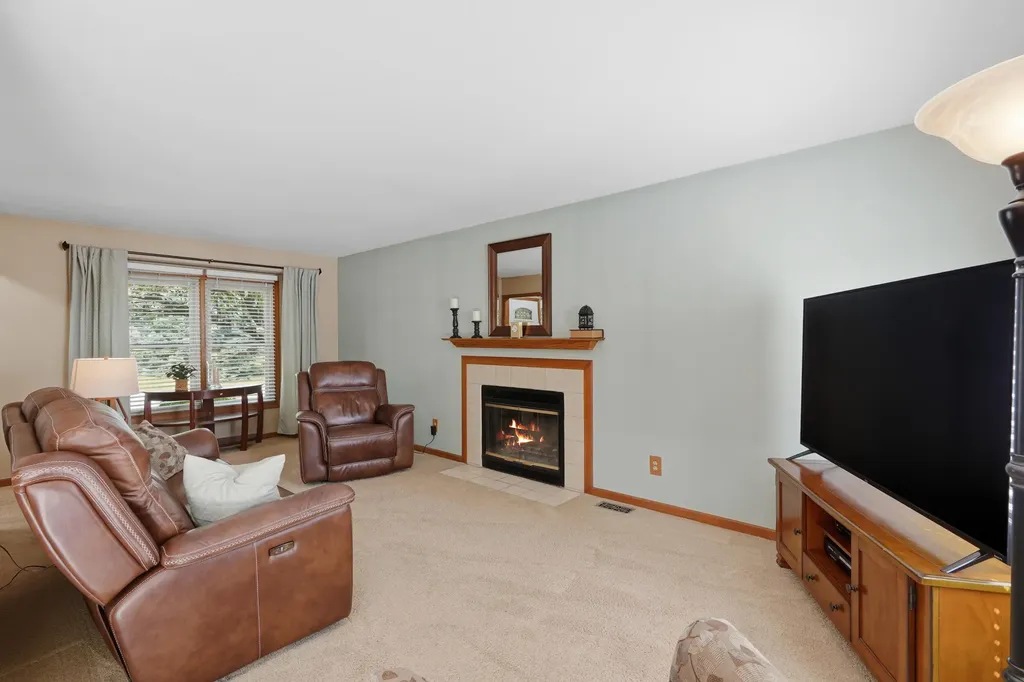 1215 Lori Lane Fenton City MI 48430