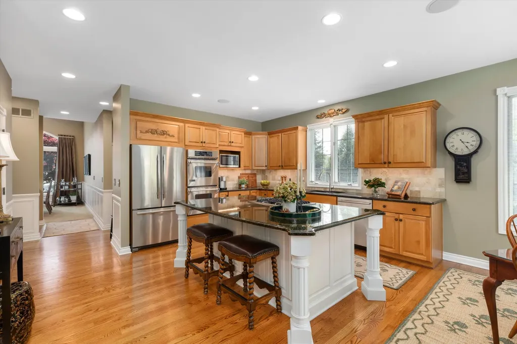 2896 Long Winter Lane Oakland Charter Township MI 48363