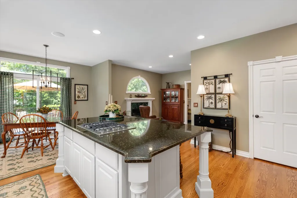 2896 Long Winter Lane Oakland Charter Township MI 48363