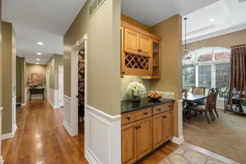 2896 Long Winter Lane Oakland Charter Township MI 48363