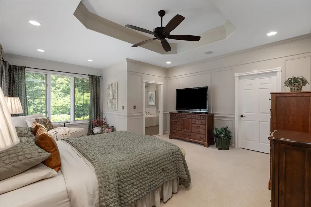 2896 Long Winter Lane Oakland Charter Township MI 48363