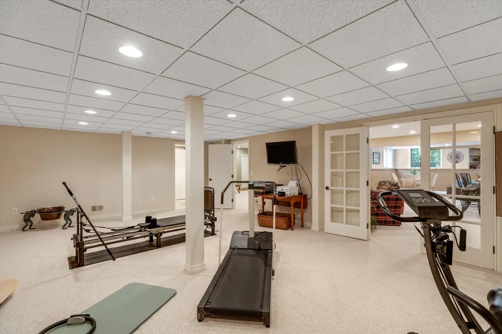 2896 Long Winter Lane Oakland Charter Township MI 48363