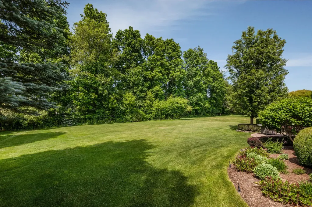 2896 Long Winter Lane Oakland Charter Township MI 48363