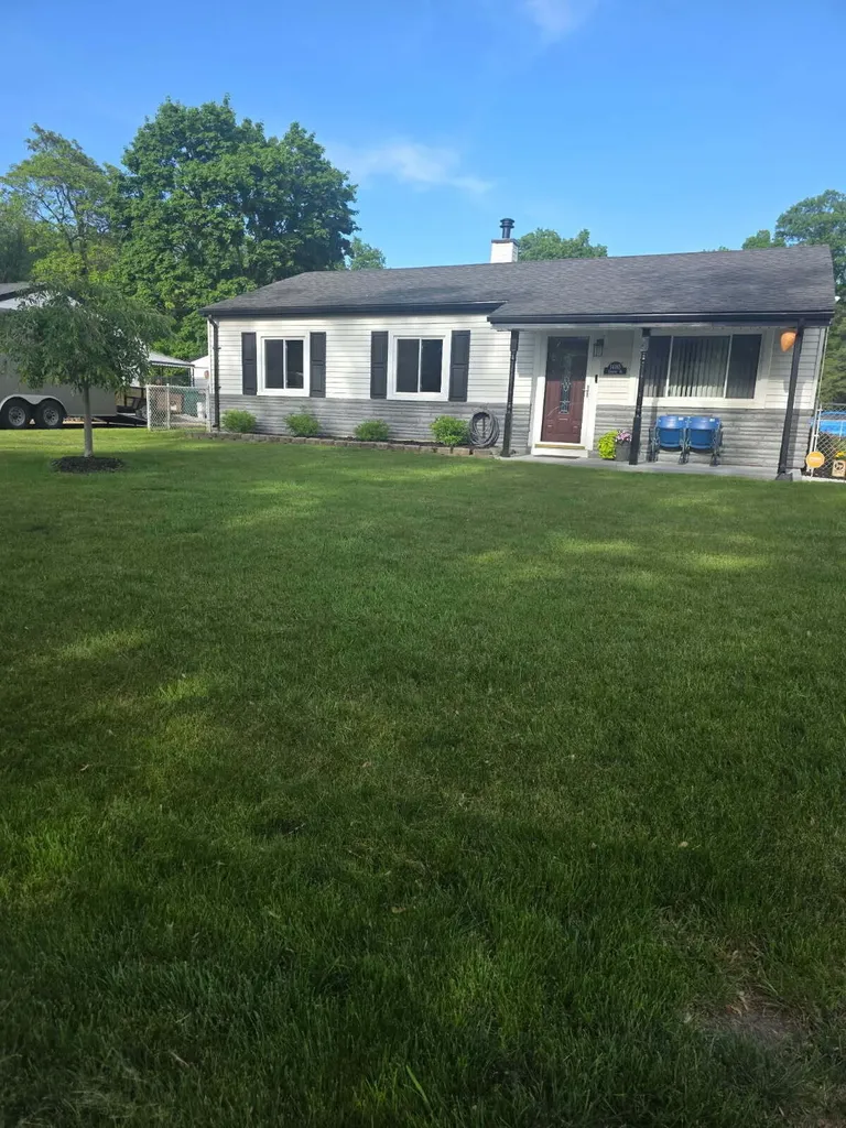14185 Conover Place Romulus City MI 48174