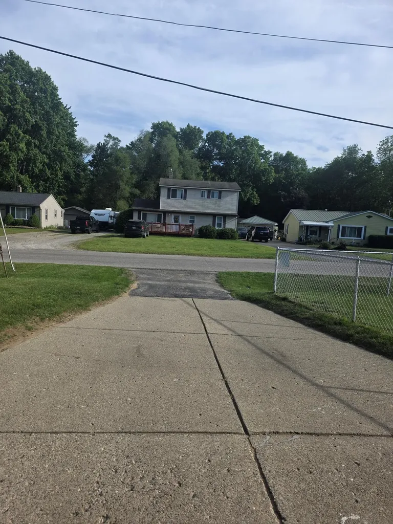 14185 Conover Place Romulus City MI 48174