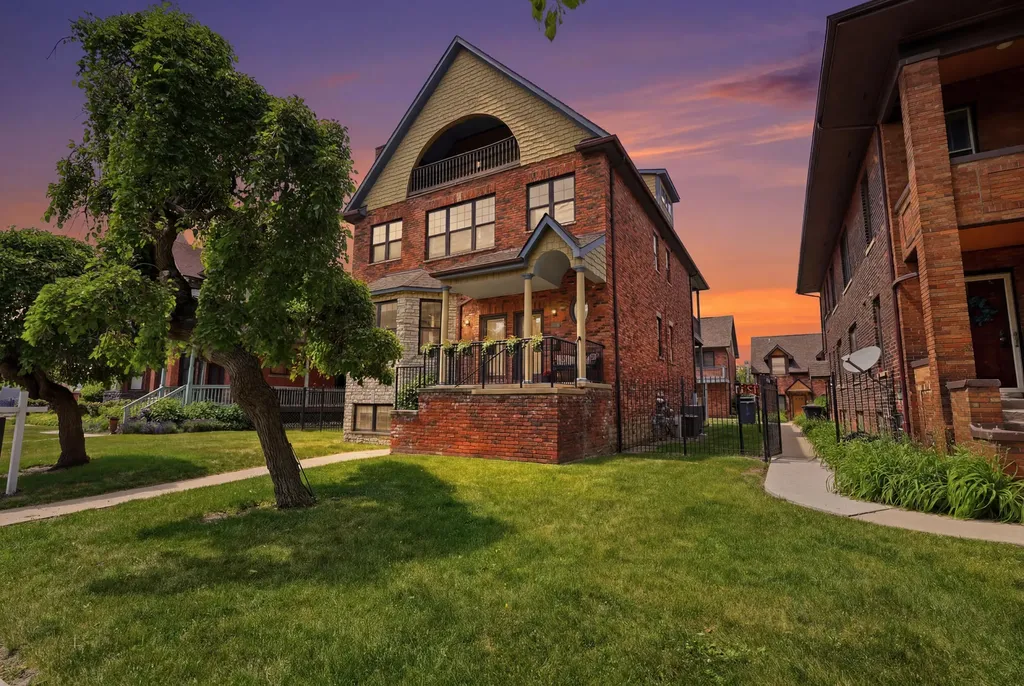429 E Ferry Street Detroit City MI 48202