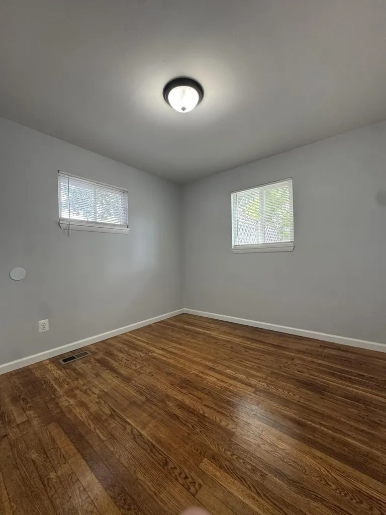 1051 1051 Redleaf Lane Ypsilanti Charter Township MI 48198
