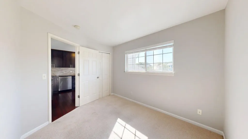 1908 Lindsay Lane Ann Arbor City MI 48104
