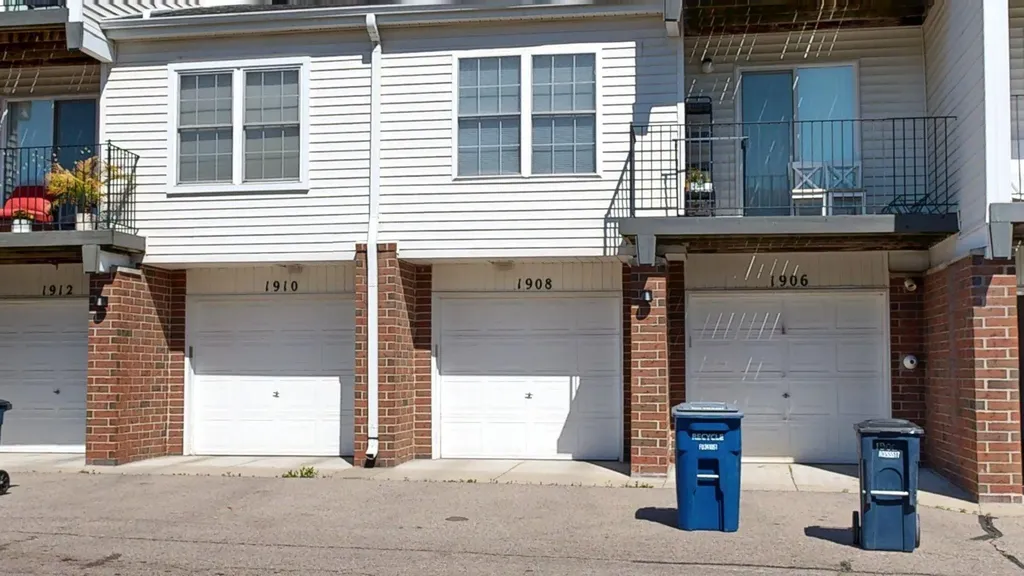 1908 Lindsay Lane Ann Arbor City MI 48104