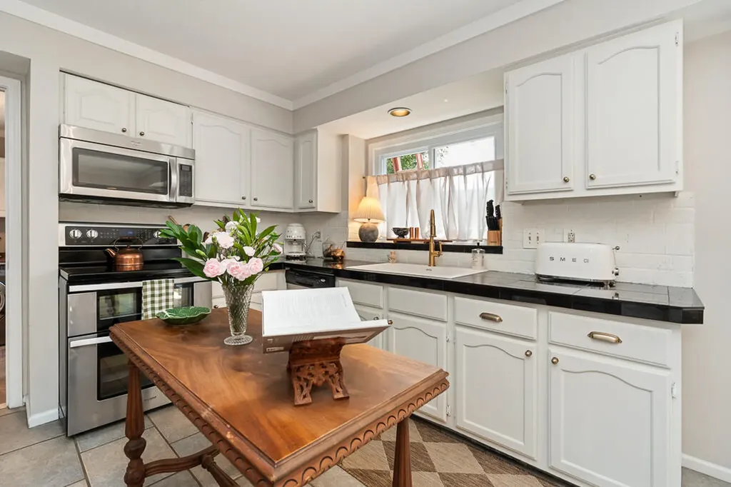2805 Powderhorn Ridge Road Rochester Hills City MI 48309