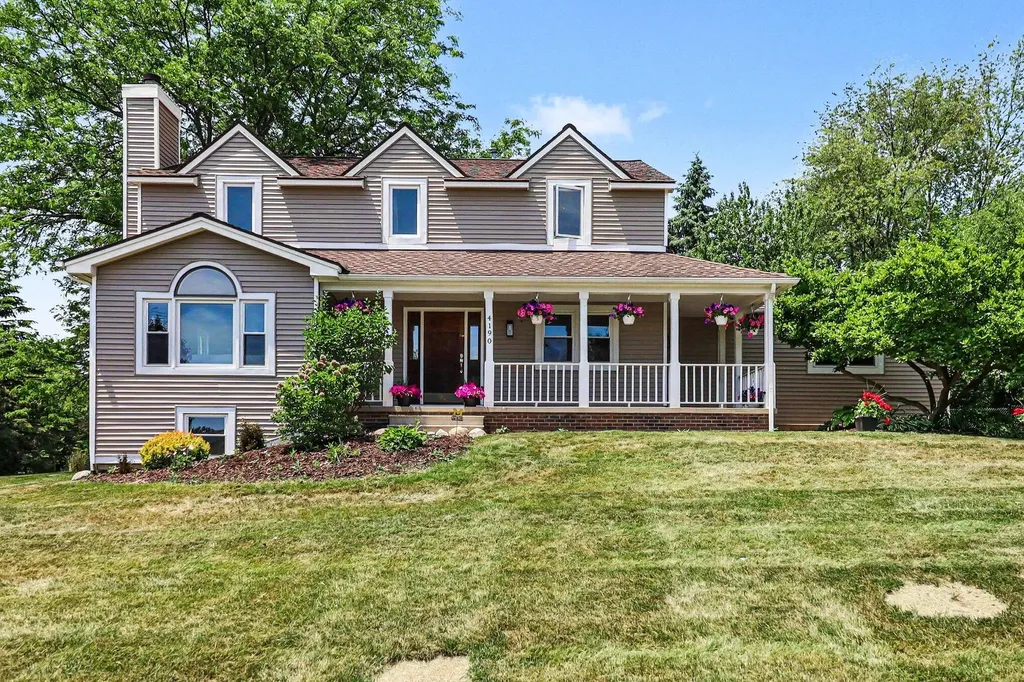 4190 Glen Eagles Court Webster Township MI 48103