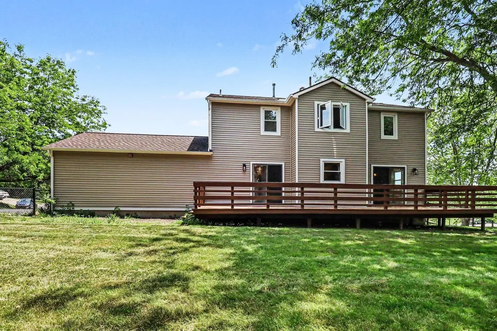 4190 Glen Eagles Court Webster Township MI 48103
