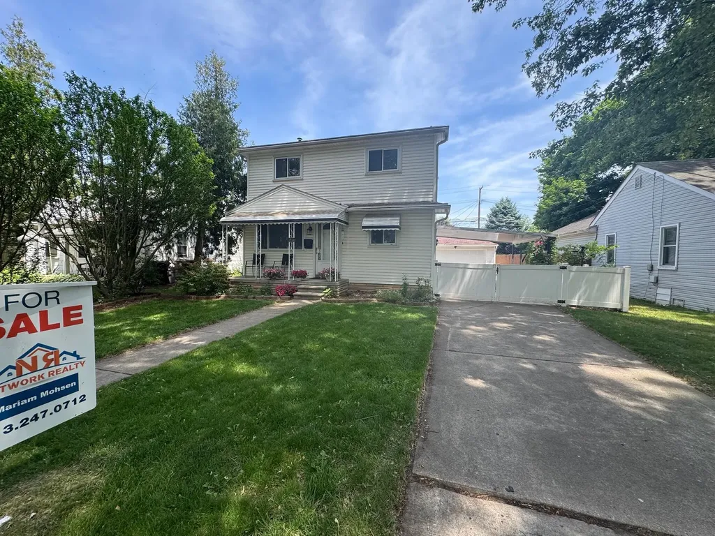 11920 Cavell Street Livonia City MI 48150