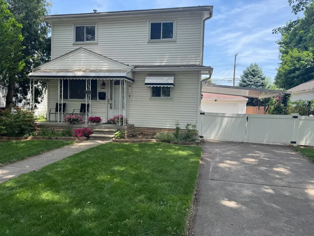 11920 Cavell Street Livonia City MI 48150