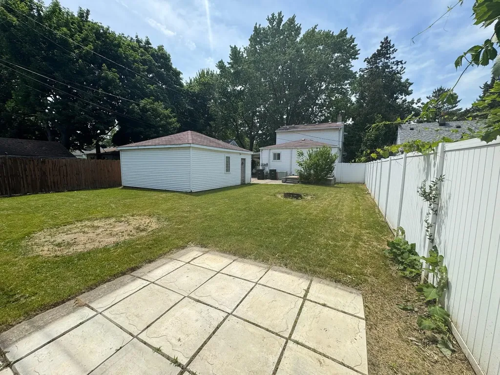 11920 Cavell Street Livonia City MI 48150