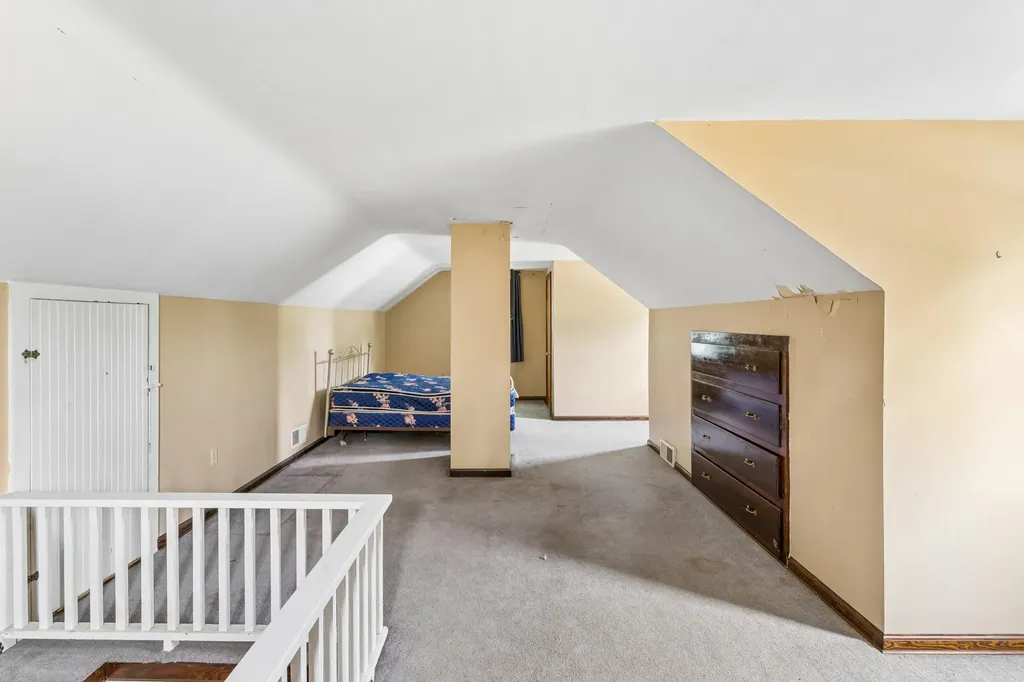 1446 Mintola Avenue Flint Charter Township MI 48532