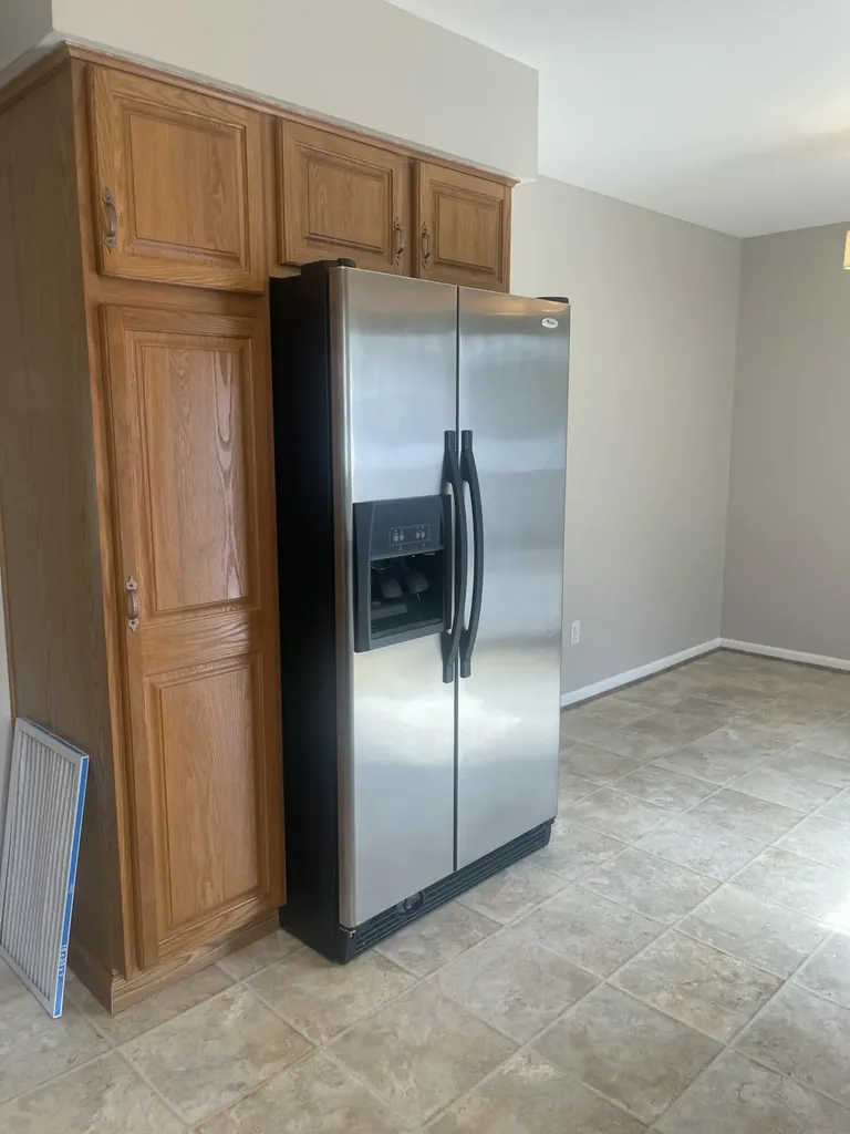 8303 Lenore Street Dearborn Heights City MI 48127