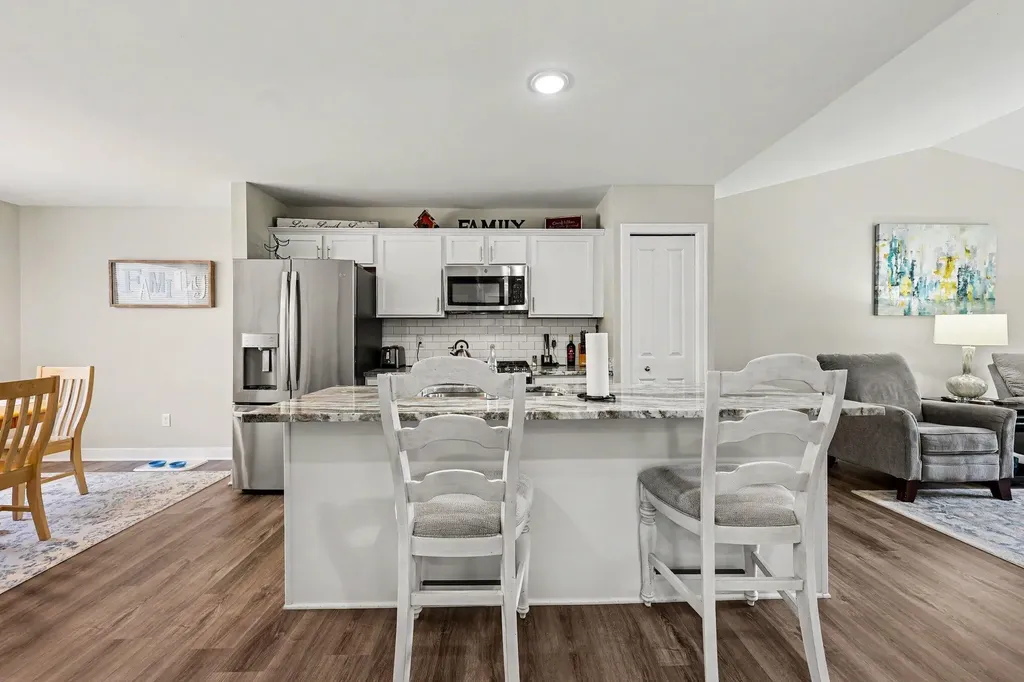 831 Sarah Lane Milan City MI 48160