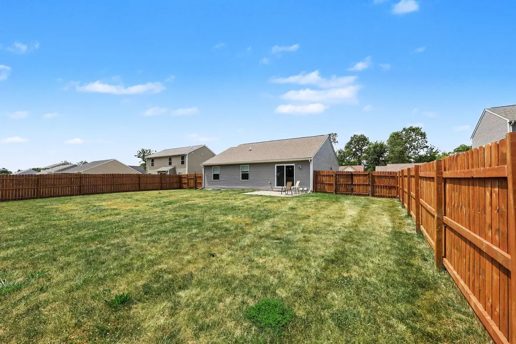 831 Sarah Lane Milan City MI 48160