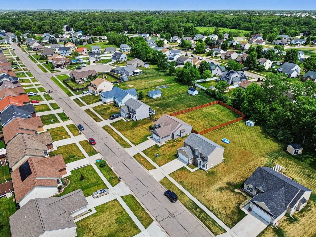 831 Sarah Lane Milan City MI 48160