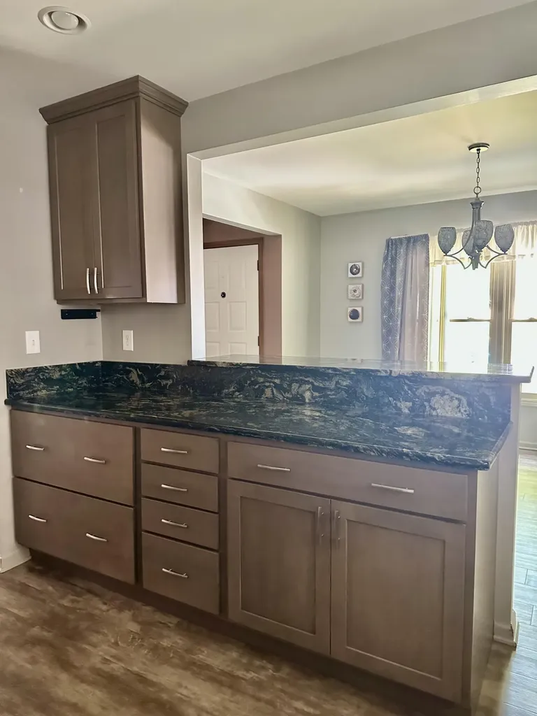 1753 N Silvery Lane Dearborn City MI 48128