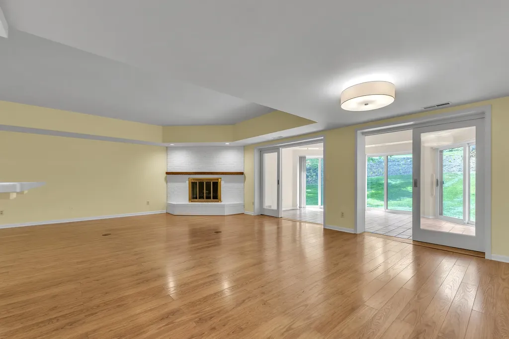 2115 Nature Cove Court Ann Arbor City MI 48104