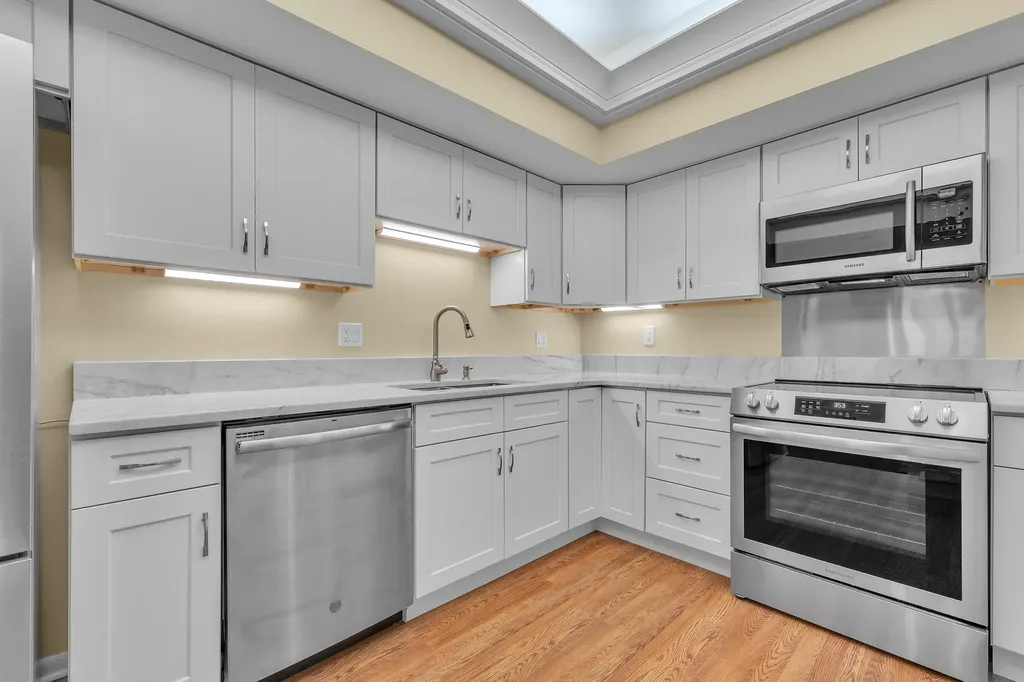 2115 Nature Cove Court Ann Arbor City MI 48104