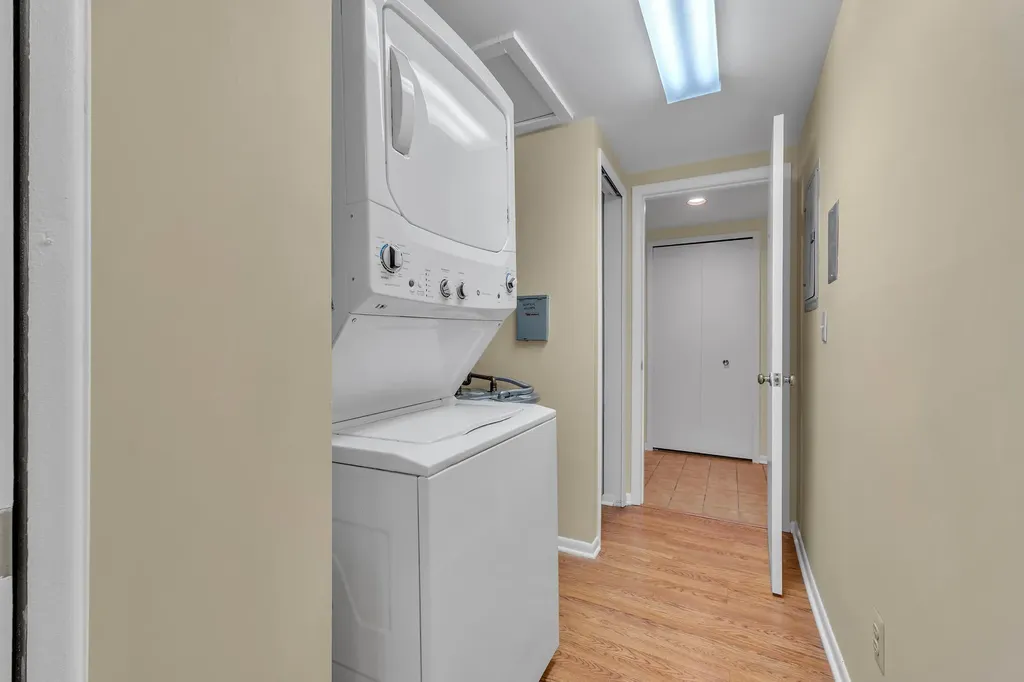 2115 Nature Cove Court Ann Arbor City MI 48104