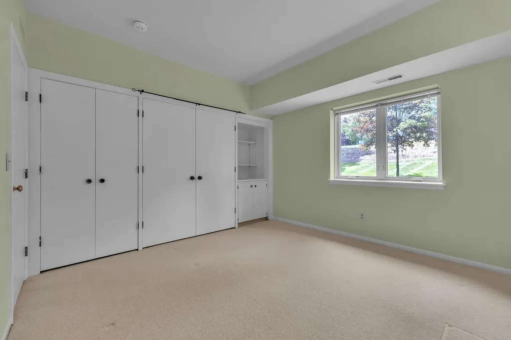 2115 Nature Cove Court Ann Arbor City MI 48104