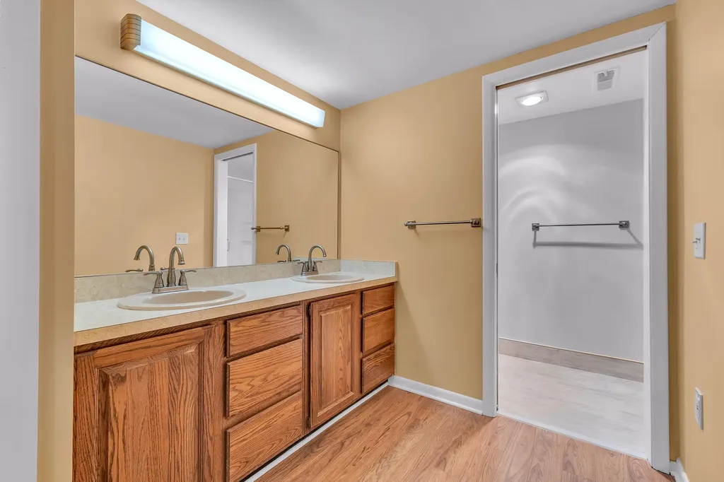 2115 Nature Cove Court Ann Arbor City MI 48104