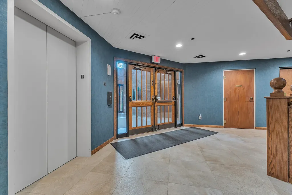 2115 Nature Cove Court Ann Arbor City MI 48104