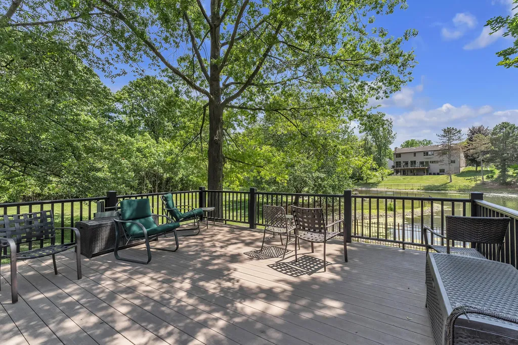 2115 Nature Cove Court Ann Arbor City MI 48104