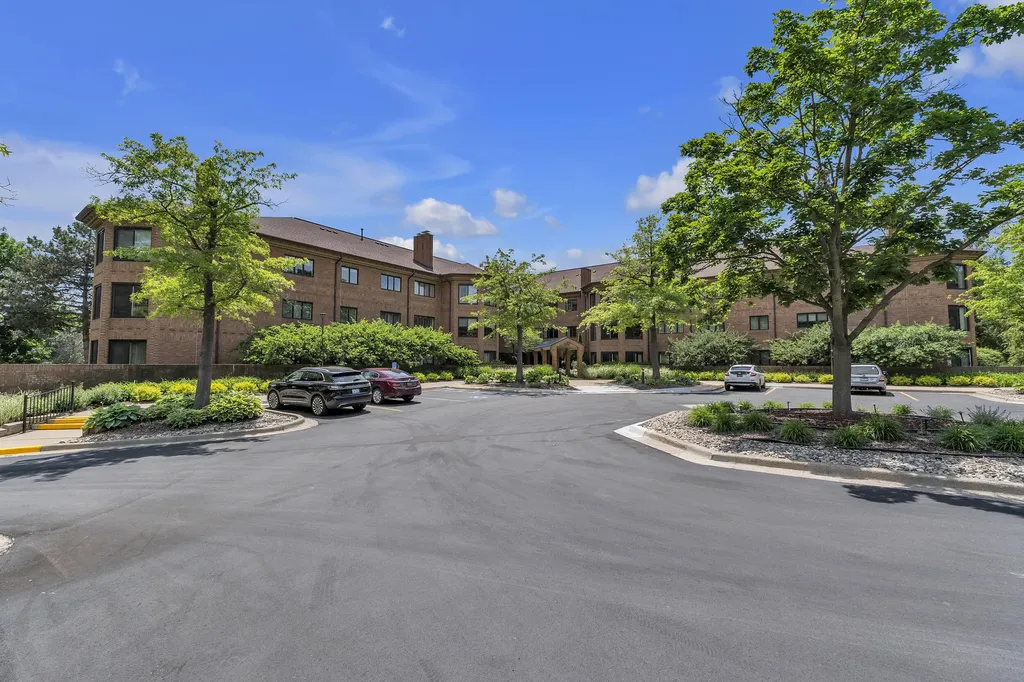 2115 Nature Cove Court Ann Arbor City MI 48104